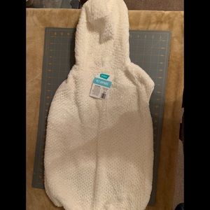 NWT DOG PLUSH FUR HOODIE (CREAM & GOLD DOTS)